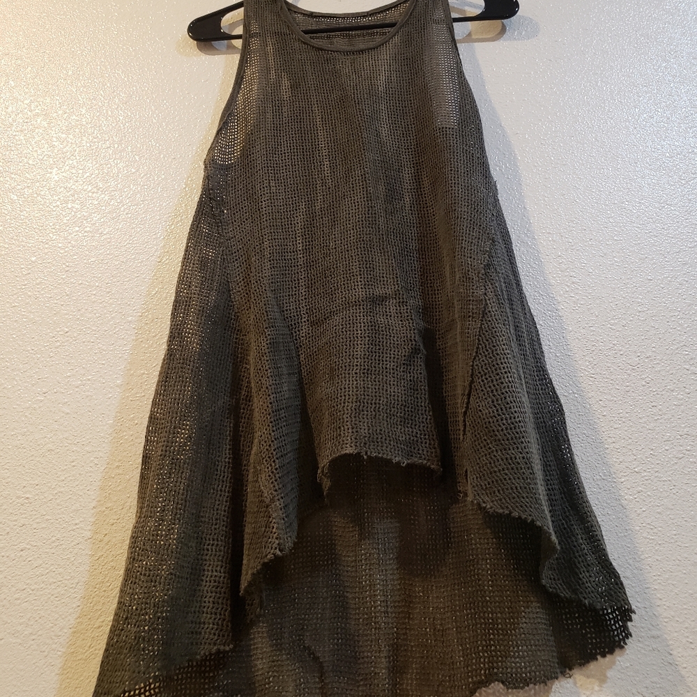 Grunge mesh coverup